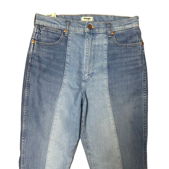 Wrangler Wrock High Rise Kick Flare Two Tone Jeans NEW - Picture 3 of 7